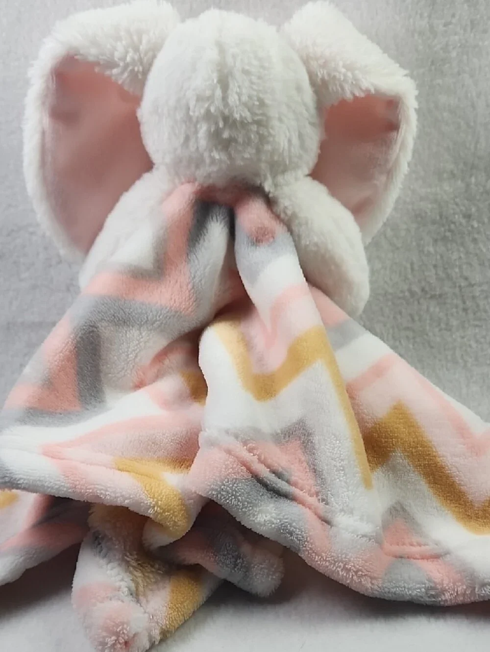 BLANKETS & BEYOND Pink Girls Bunny Lovey Blanket